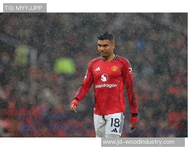 卡塞米罗的传奇之路从巴西到欧洲足球巅峰的奋斗与荣耀 卡塞米罗的传奇之路从巴西到欧洲足球巅峰的奋斗与荣耀