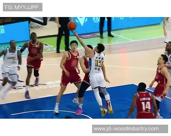 孙铭徽：从青涩新星到篮球场上的领军人物，如何书写自己的传奇人生