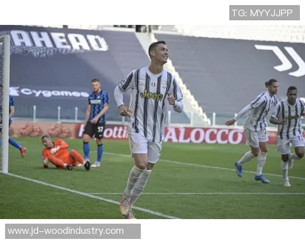 日耳曼与尤文激战正酣比分悬念引发球迷热议