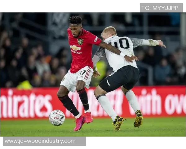 曼联迎战德比郡期待精彩对决球迷热情高涨助阵球队奋勇争胜