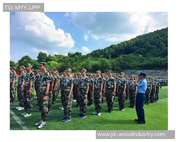 朱旭航的成长之路:从普通学生到优秀人才的蜕变与奋斗历程 朱旭航的成长之路:从普通学生到优秀人才的蜕变与奋斗历程