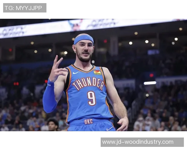 亚历克斯卡鲁索的篮球之路与未来发展展望分析