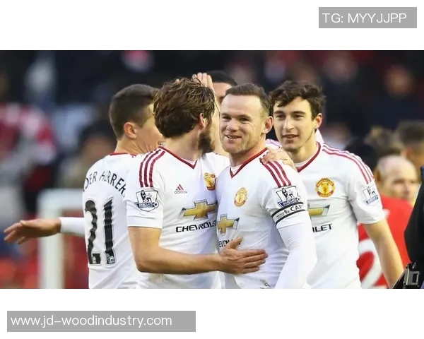 利物浦与曼联历史交锋战绩回顾及精彩瞬间分析